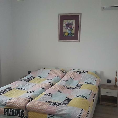 Roza Apartment Varna Exterior foto